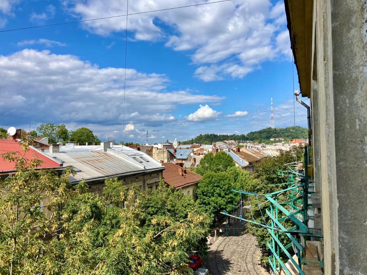 Valentine Apartment Lviv Bagian luar foto