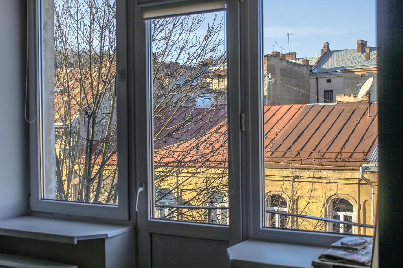 Valentine Apartment Lviv Bagian luar foto